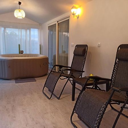 Holiday House Vela Vrta Sveti Ivan Dobrinjski Екстериор снимка