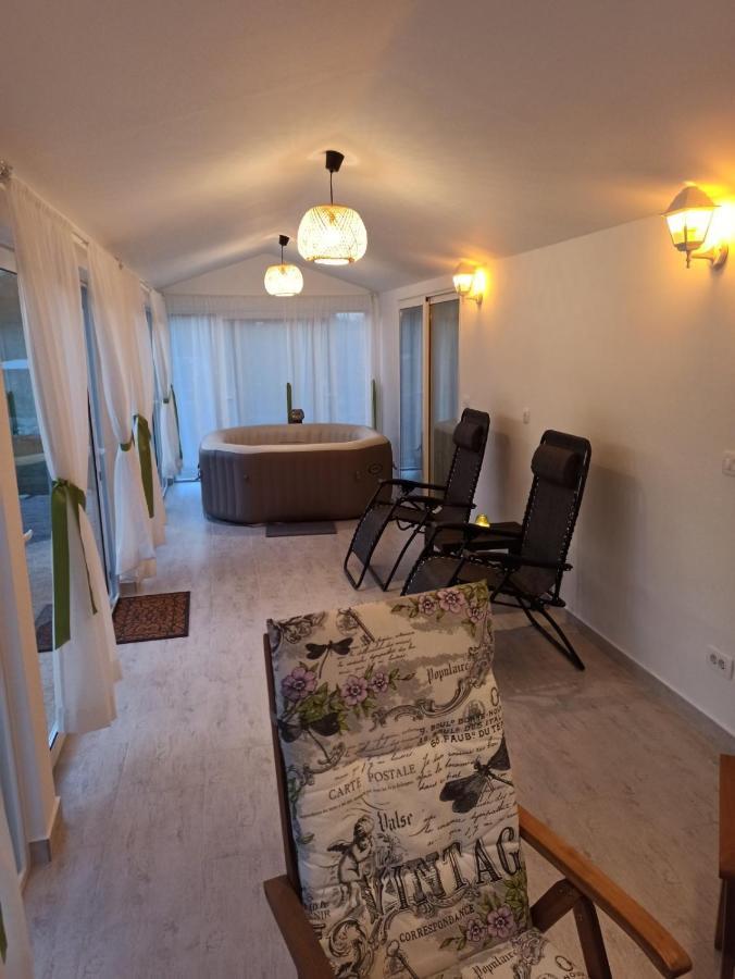 Holiday House Vela Vrta Sveti Ivan Dobrinjski Екстериор снимка