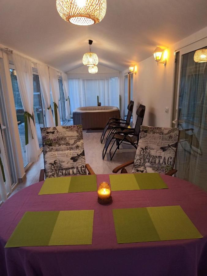 Holiday House Vela Vrta Sveti Ivan Dobrinjski Екстериор снимка