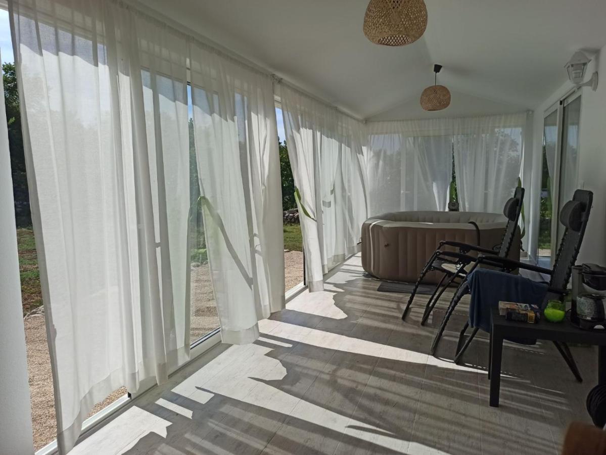 Holiday House Vela Vrta Sveti Ivan Dobrinjski Екстериор снимка